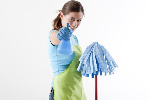 Transparent Kingston cleaner pricing shown with a clear estimate for a property cleanup